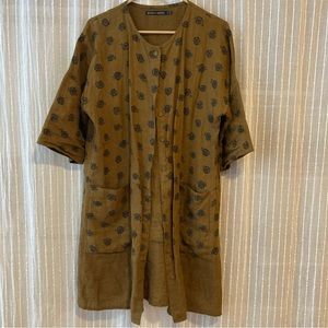 Medium Gudrun sjoden 100% linen button up tunic cardigan with pockets
